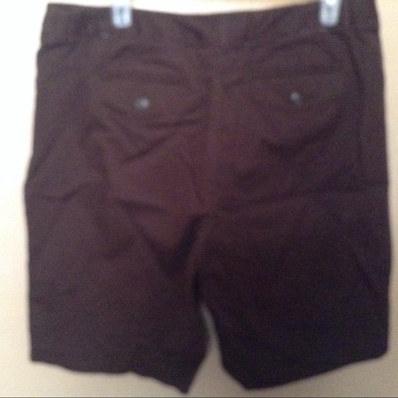 Brown shorts - Picture 4 of 4